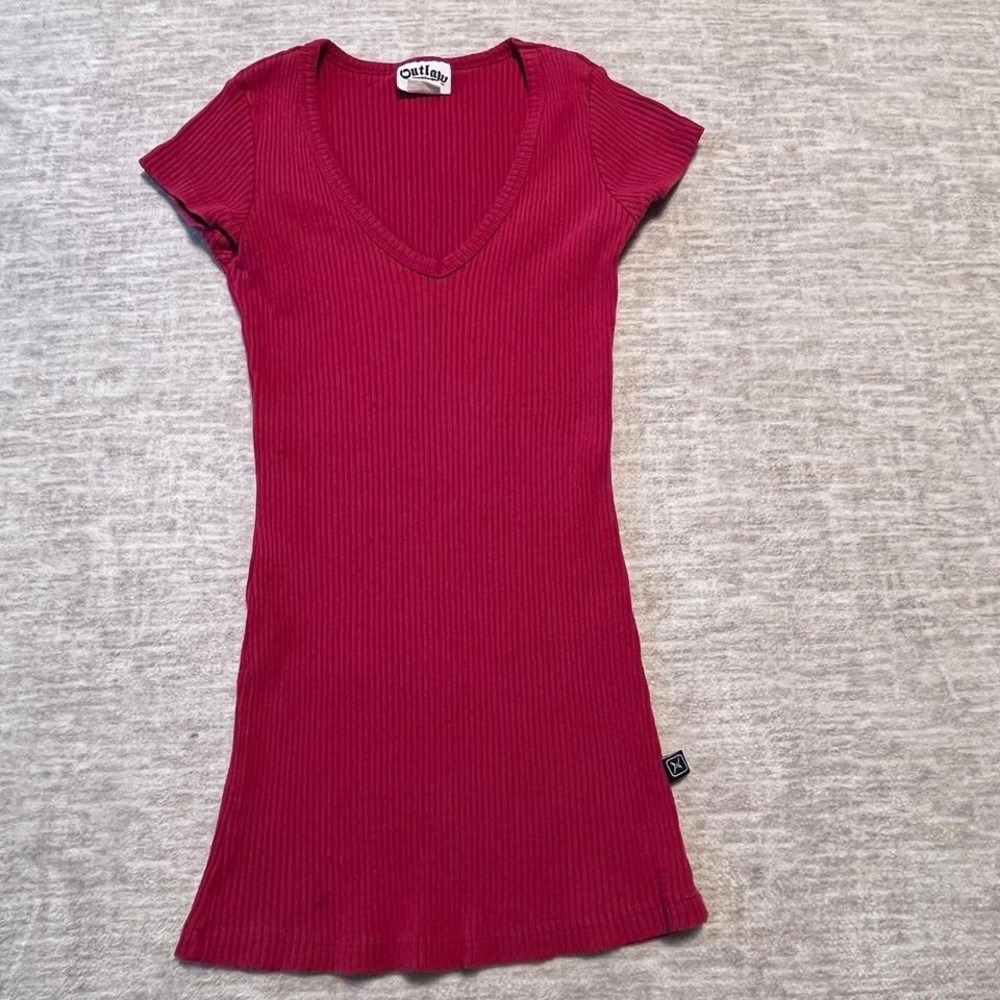 Outlaw USA Ribbed V-Neck Short‎ Sleeve Top Red Stretch Knit Women's Size M Y2K